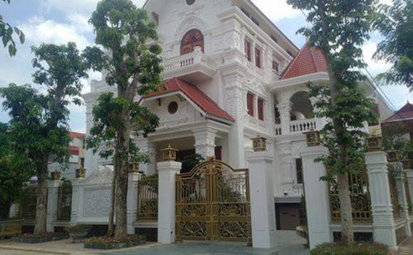 Phó Chủ tịch tỉnh Lạng Sơn nói về biệt thự xa hoa: Việc xây dựng là do vợ đứng ra vay mượn