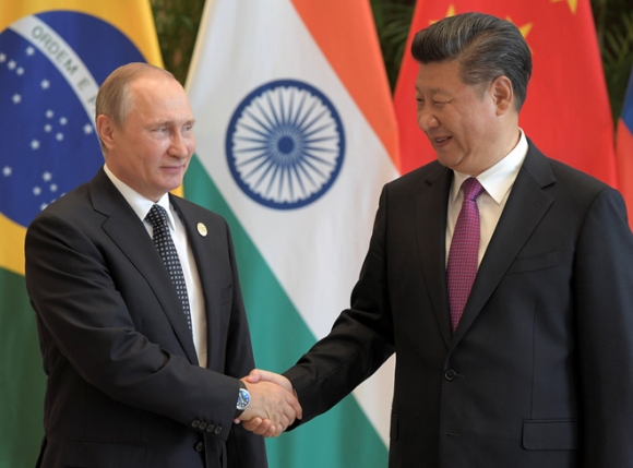 Ông Putin tuyên bố ủng hộ Trung Quốc về vụ kiện Biển Đông