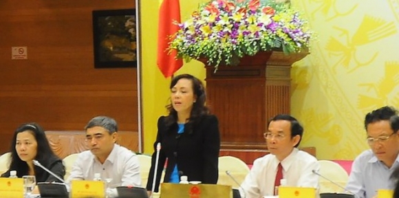 Bộ trưởng Y tế Nguyễn Thị Kim Tiến khóc: “Lúc này tôi chưa thể từ chức được”