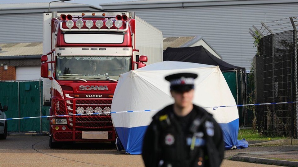 39 x.ác người trong xe tải nhập cư vào Anh “là công dân Trung Quốc”
