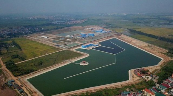 Chuyên gia kinh tế hỏi xoáy: Kinh tế thị trường gì mà nước sông Đuống đắt đỏ, Hà Nội vẫn bắt dân mua?